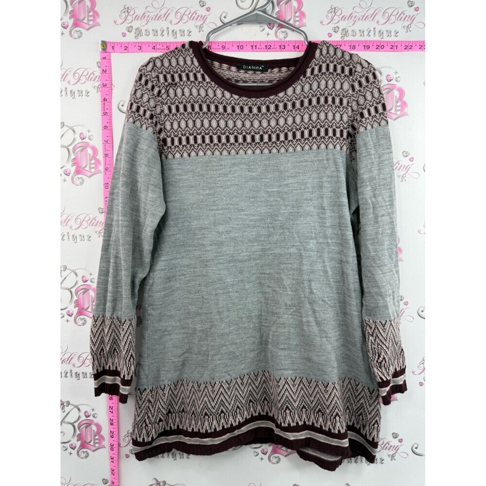 Dianna sweater chevron print knit Gray and Burgundy Patterned Sweater